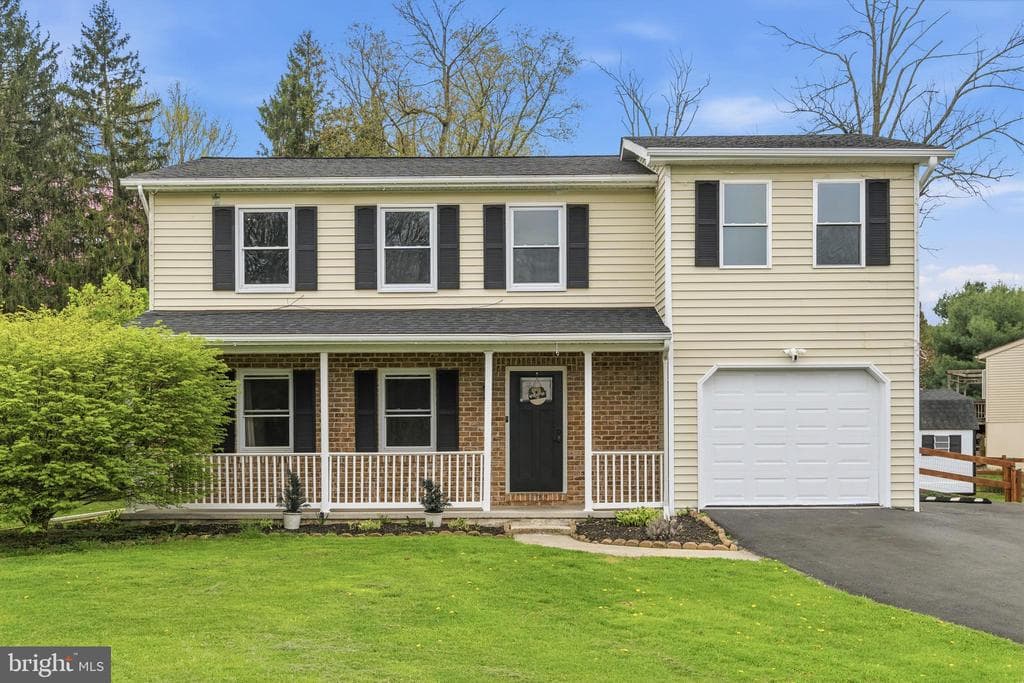 2929 Michelle Road photo 1