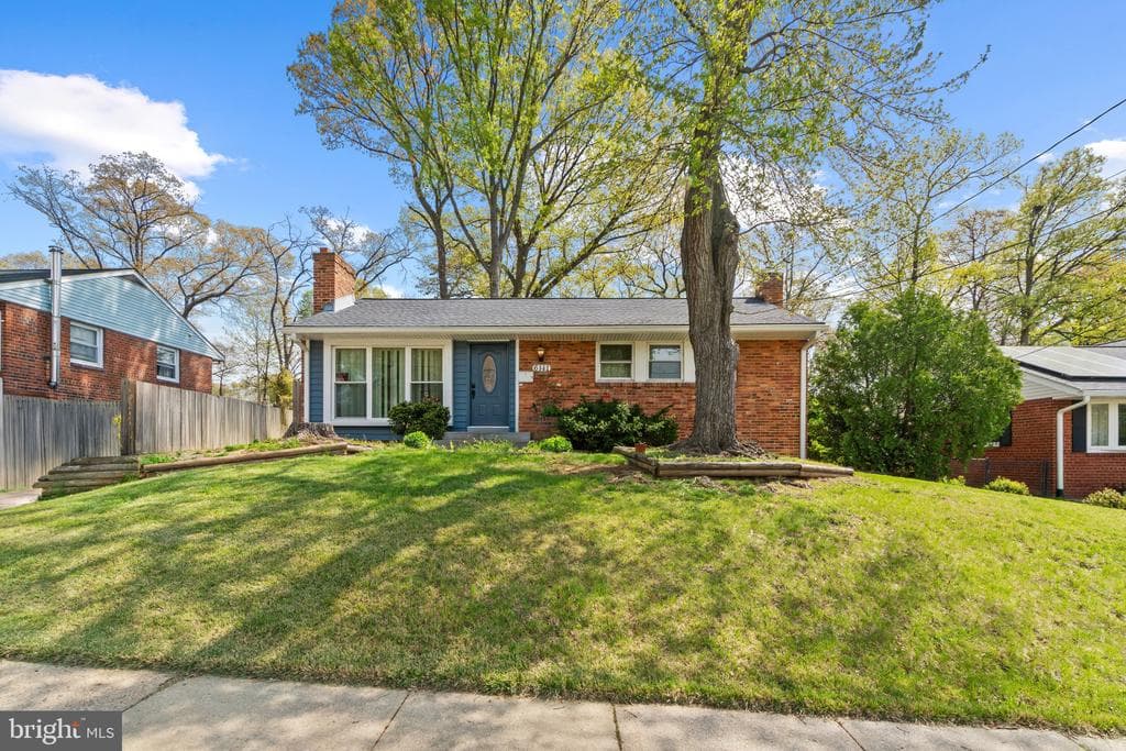 6111 87th Avenue photo 1