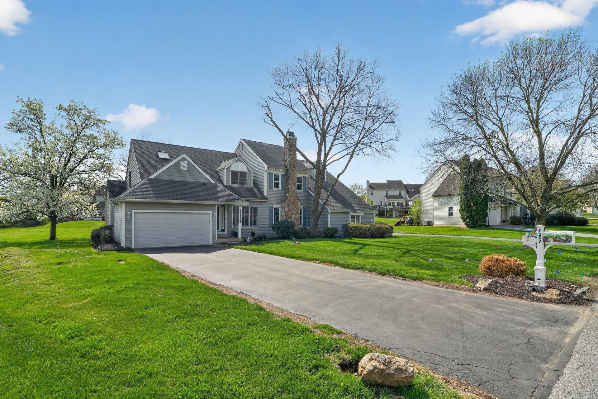 1307 Harness Lane photo 1