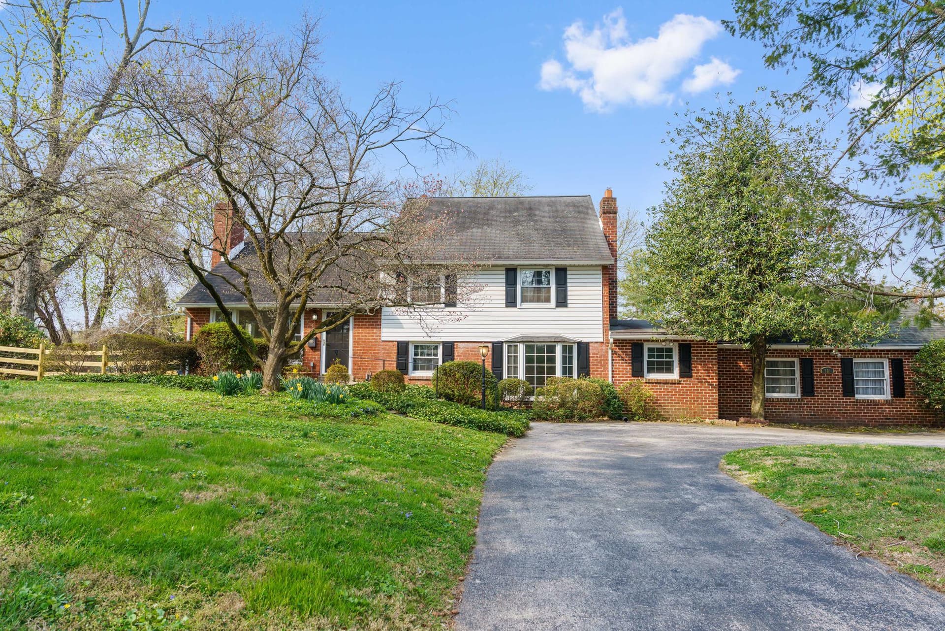 931 Jones Road photo 1