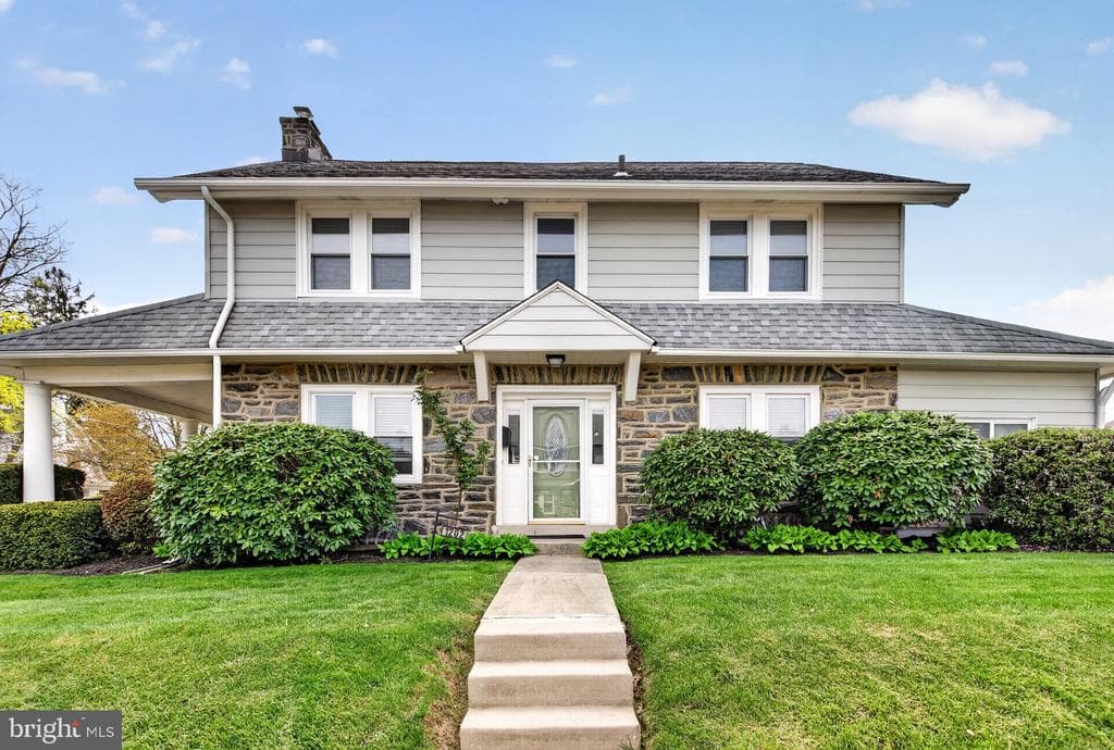1202 Earlington Road photo 1