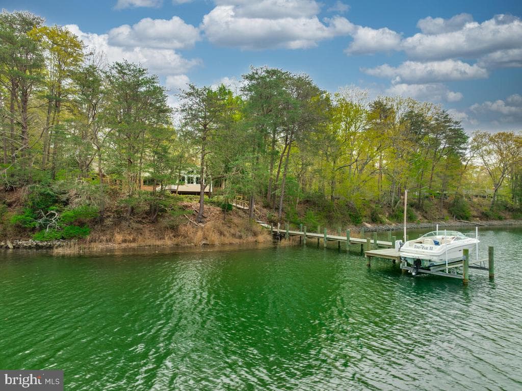 18264 Park Drive photo 1