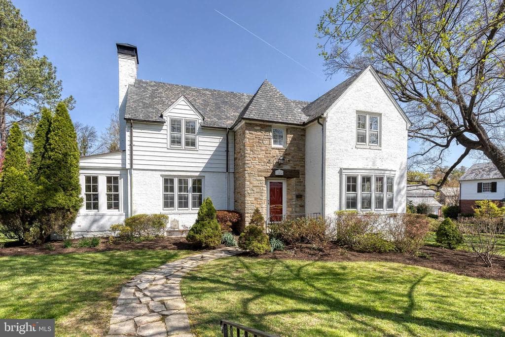 106 Goodale Road photo 1