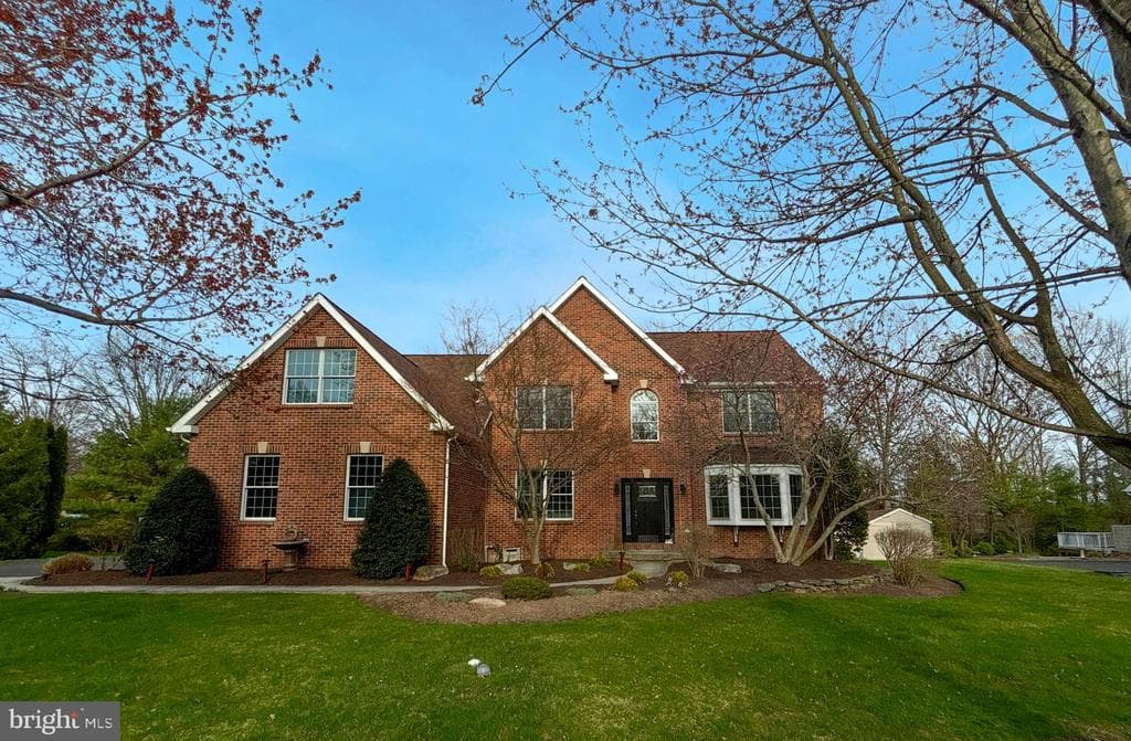 477 Keating Drive photo 1