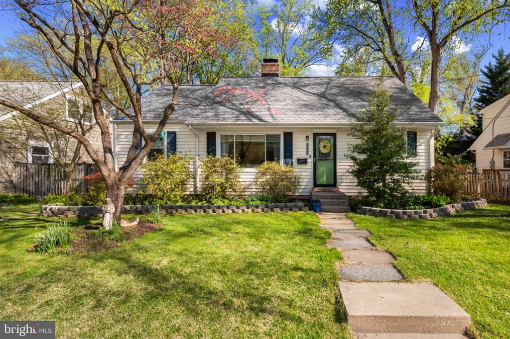 1001 Robin Road photo 1