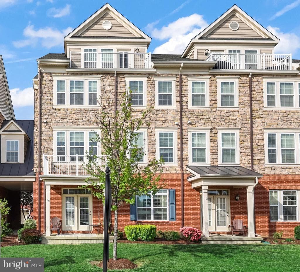 42593 Sunset Ridge Square photo 1