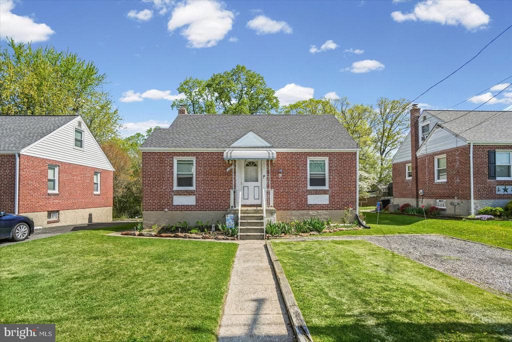 4106 Link Avenue photo 1