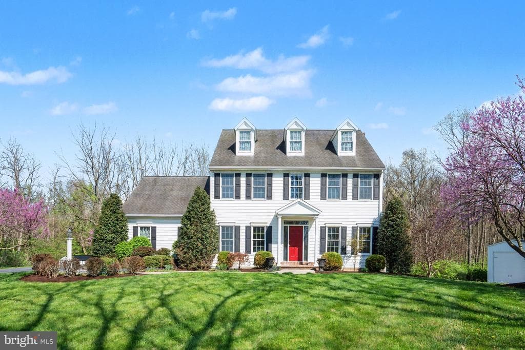 14 Royal Drive photo 1