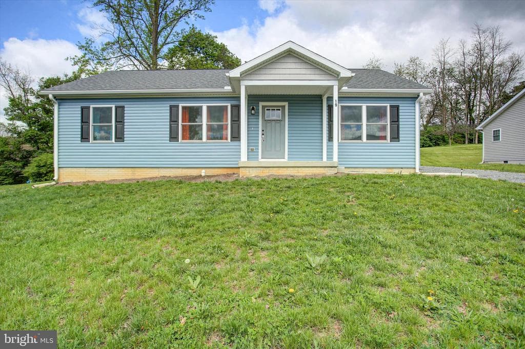 19 Brooklyn Dr photo 1