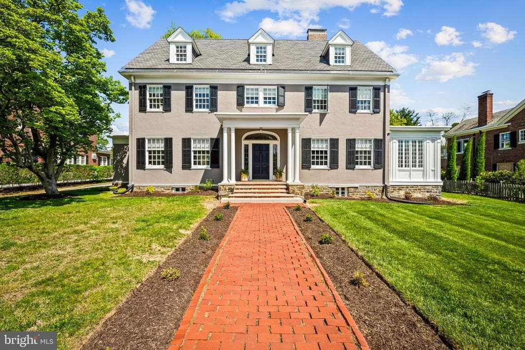 502 Somerset Road photo 1