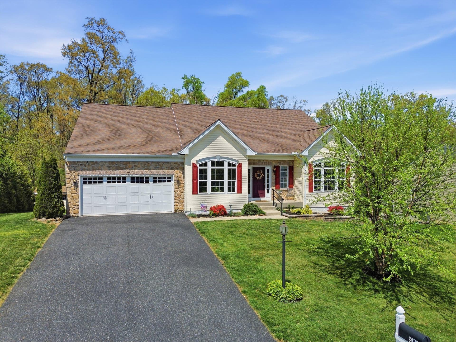 588 Misty Hill Drive photo 1