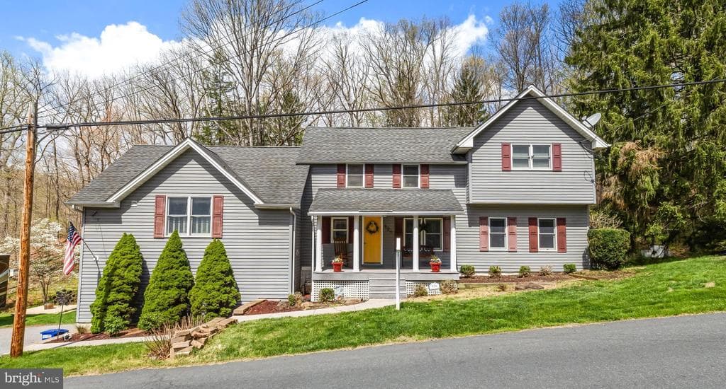 426 Bentley Road photo 1