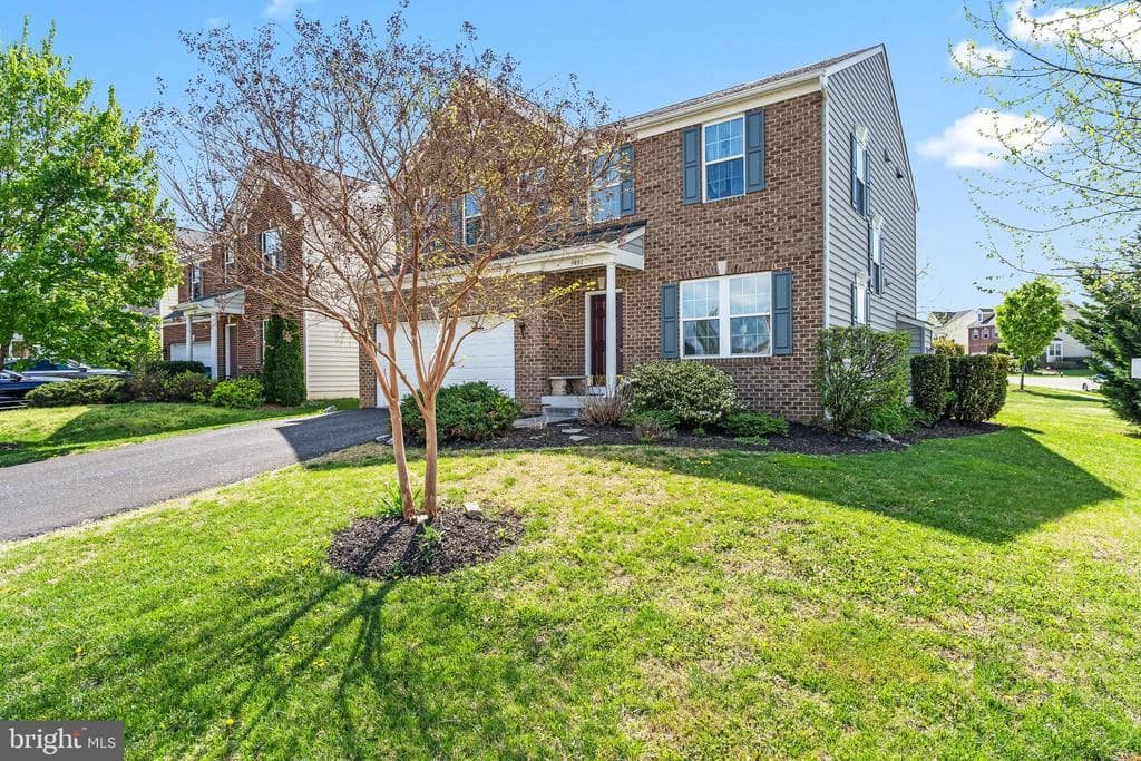9401 Westenberger Drive photo 1