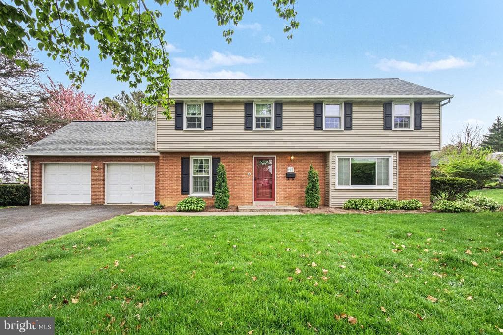 13 Pleasant View Drive photo 1