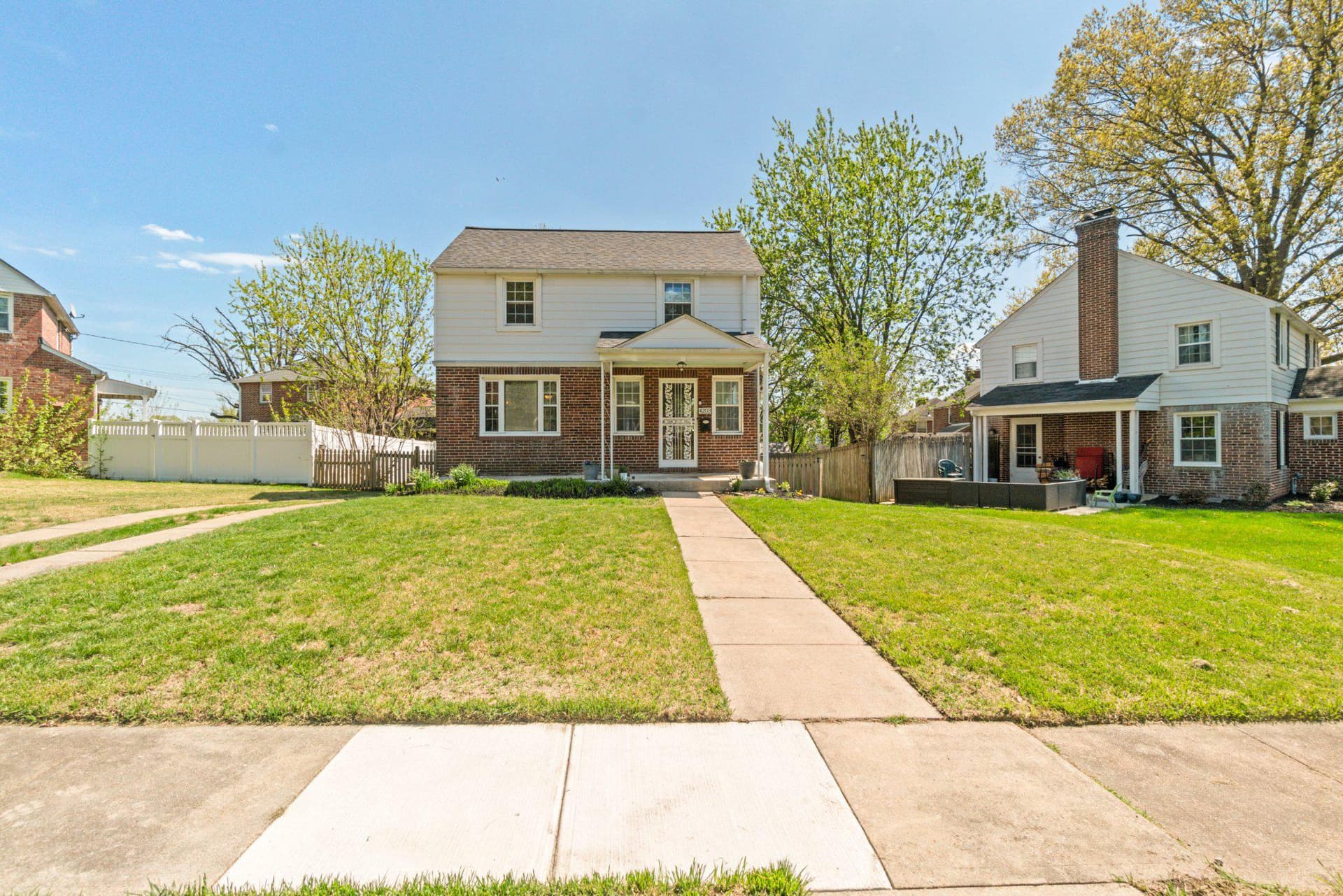 4203 Barrington Road photo 1