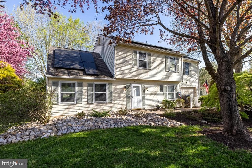 204 Poplar Road photo 1