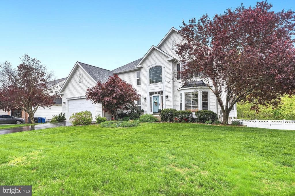 204 Lurgan Lane photo 1