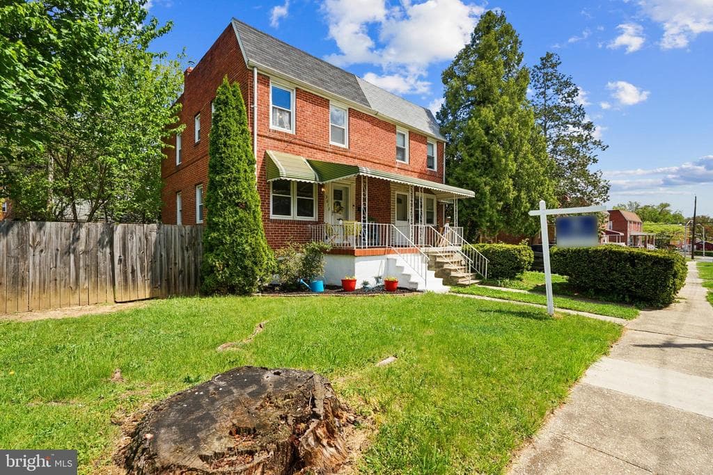 3612 Evergreen Avenue photo 1