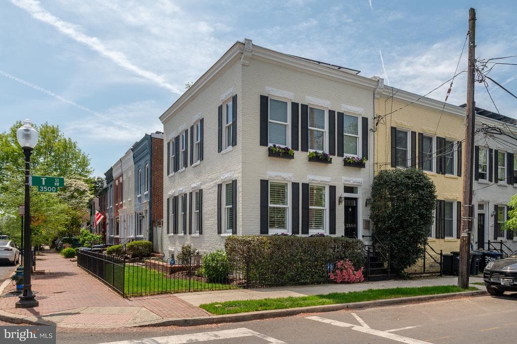 3500 T Street NW photo 1