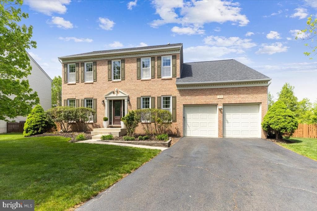 813 Casla Court SE photo 1