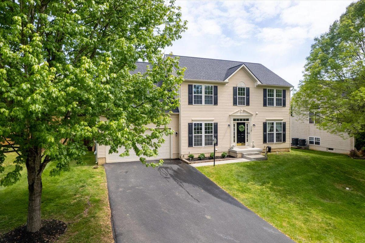 316 Maddex Farm Drive photo 1