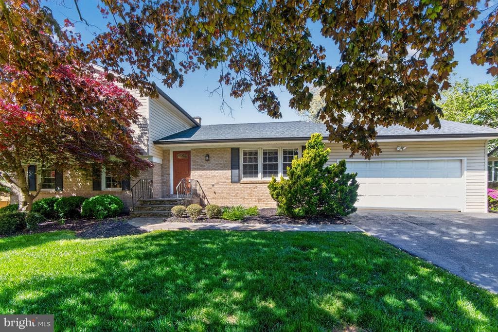 14604 Notley Road photo 1