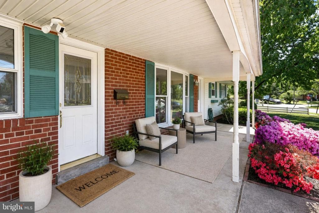 6824 Constance Drive photo 1