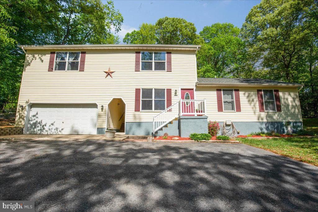 4040 Saint Leonard Road photo 1