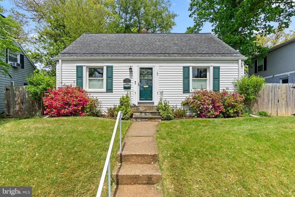 10604 S Dunmoor Drive photo 1