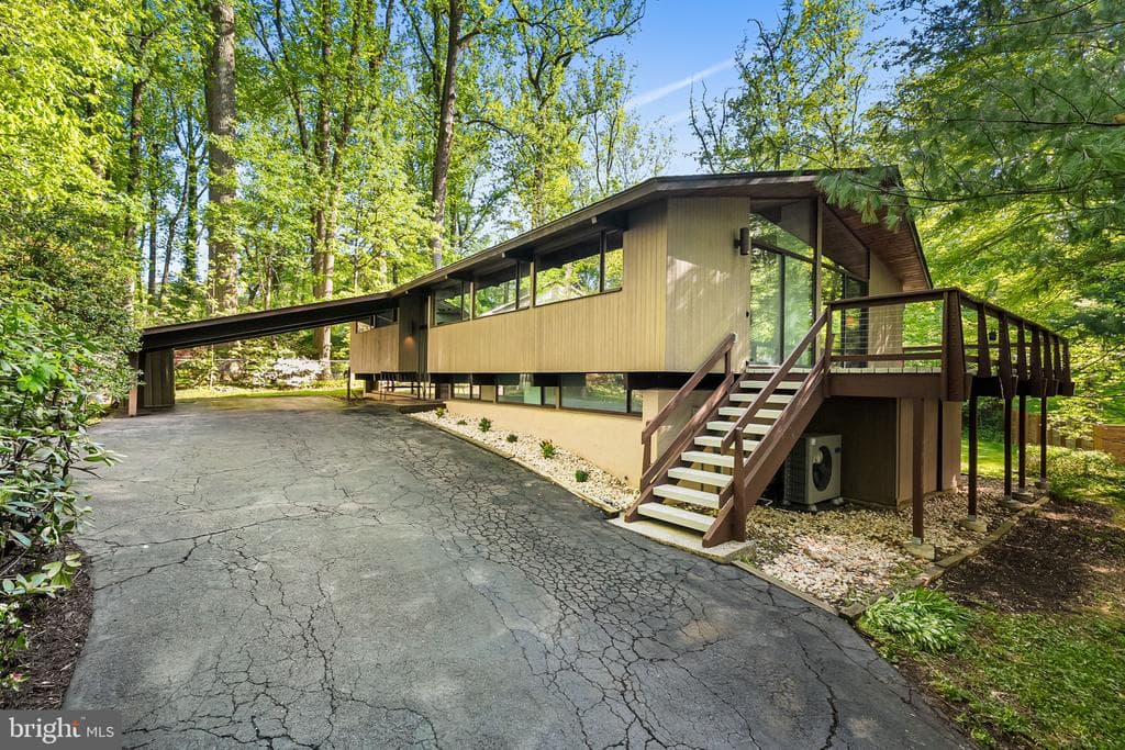 6551 Jay Miller Drive photo 1