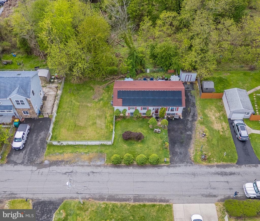 820 Walnut Avenue photo 1
