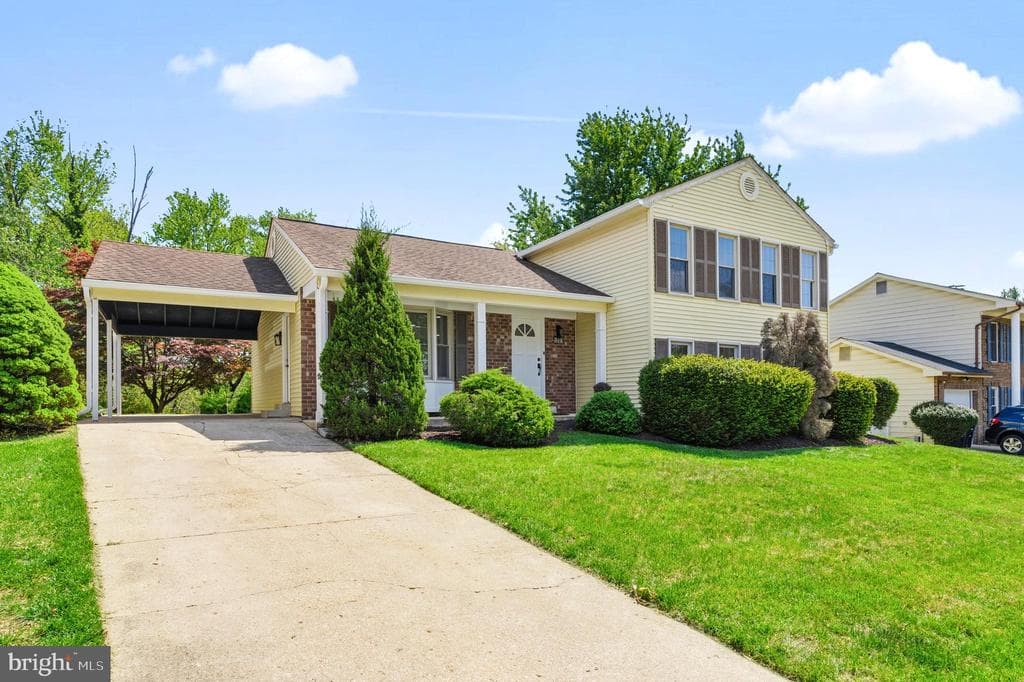 5203 Lansing Drive photo 1