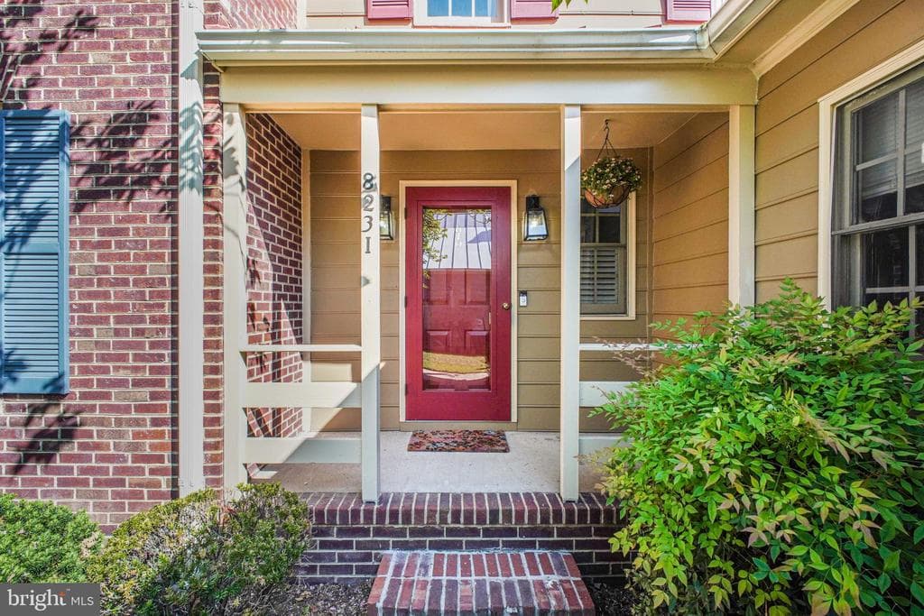 823 College Avenue #i photo 1