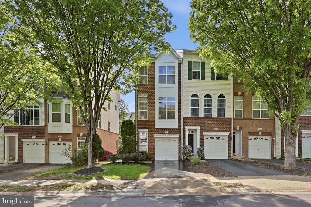 20471 Greymont Terrace photo 1
