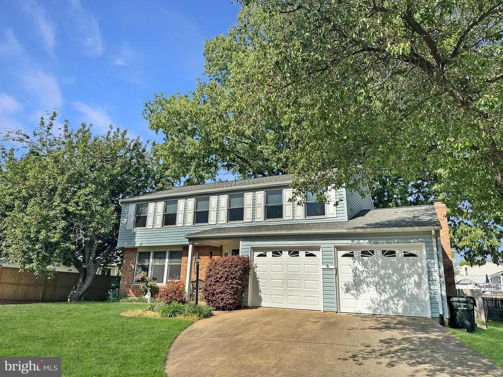 10103 Trinity Lane photo 1