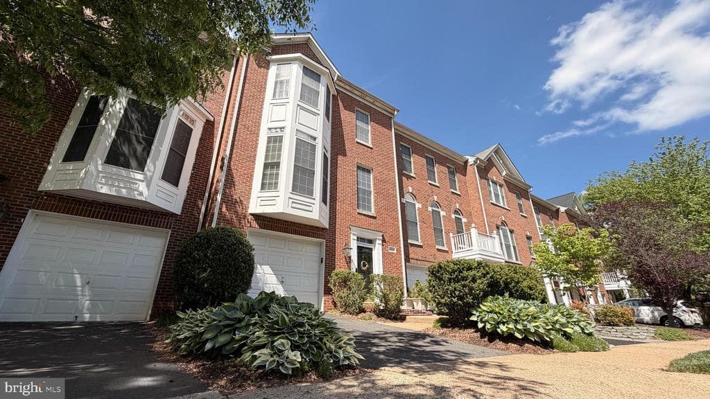4224 Lower Park Drive photo 1