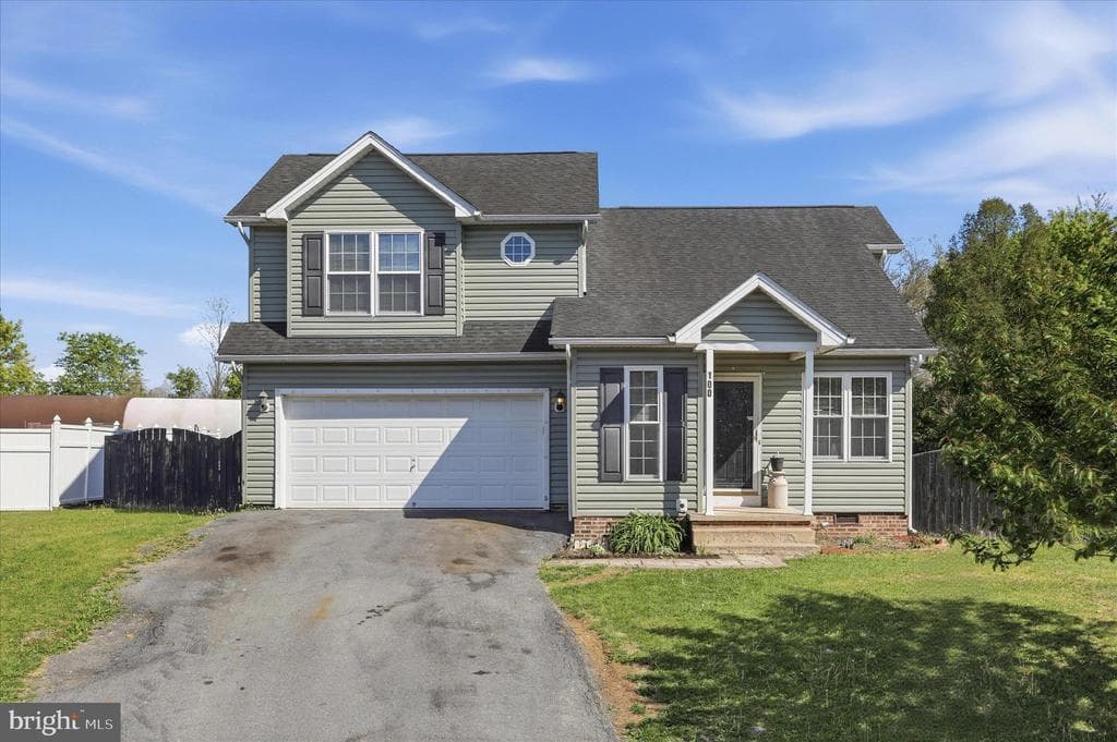 100 Coralberry Drive photo 1