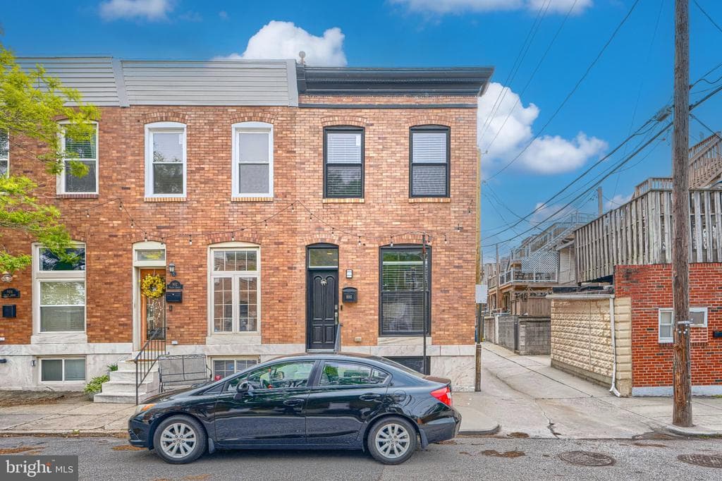 900 S Fagley Street photo 1