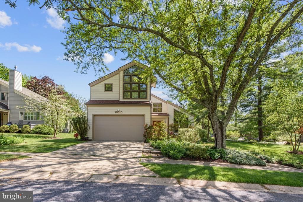 10310 Twinedew Place photo 1