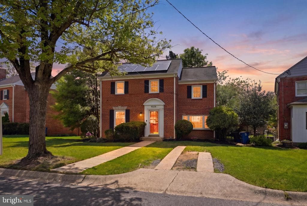 9604 Garwood Street photo 1