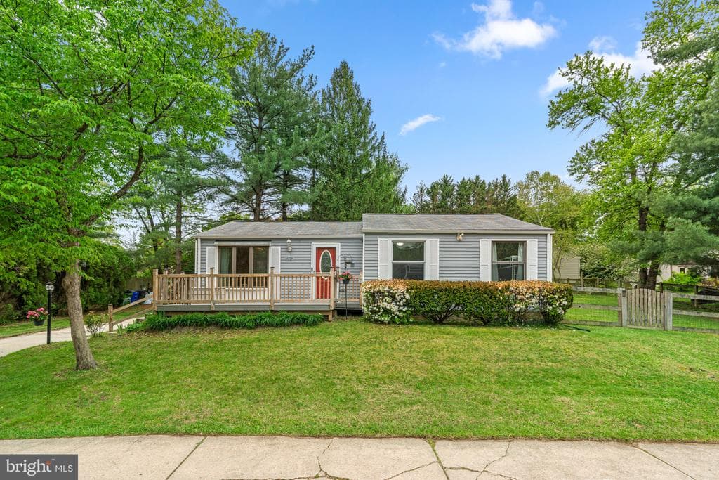 6729 Pyramid Way photo 1