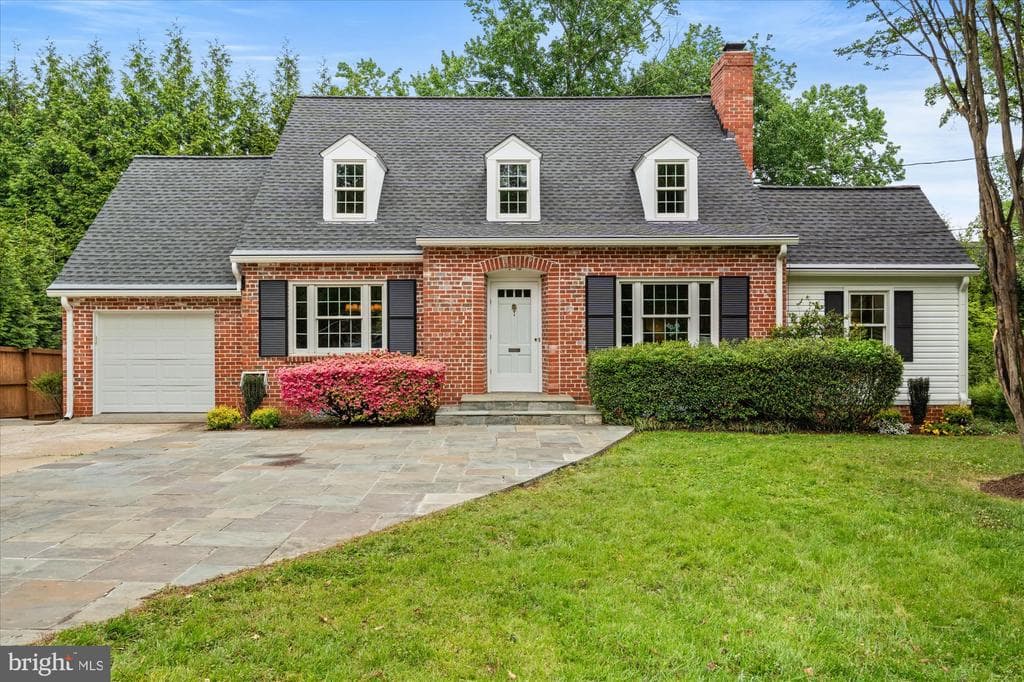 5511 Bradley Boulevard photo 1