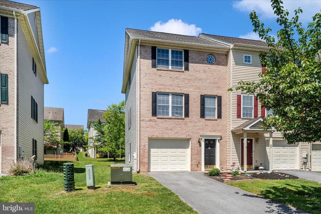 83 Fiser Lane photo 1