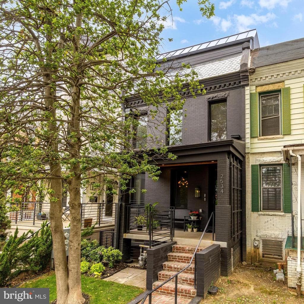 2534 11th Street NW #2 photo 1