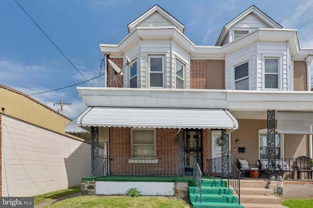 925 Kerlin Street photo 1