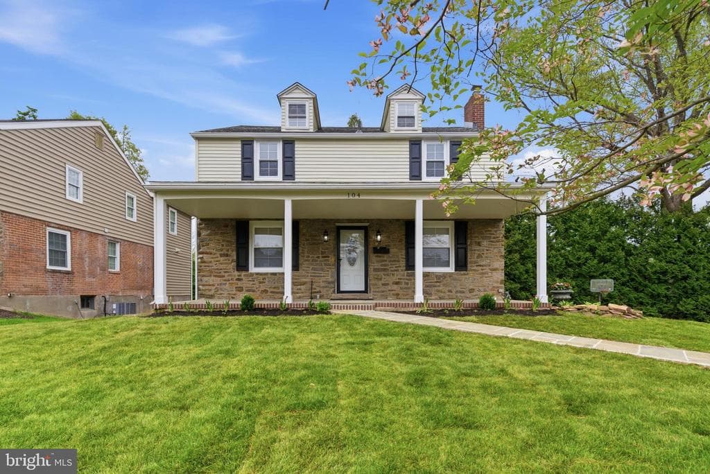 104 Atwood Road photo 1