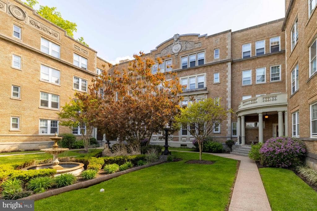 6655 Mccallum Street #409 photo 1