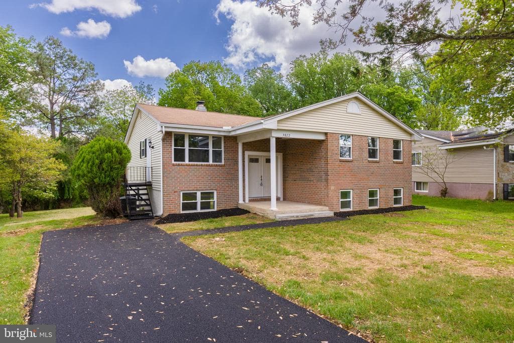 9822 Clanford Road photo 1