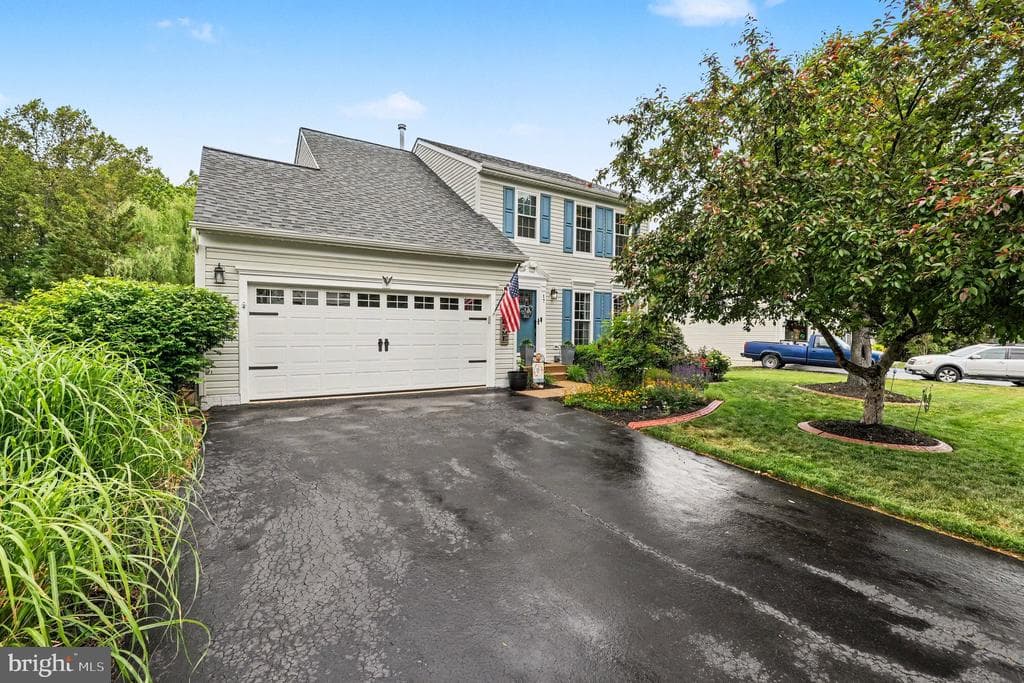17 Silverthorn Court photo 1
