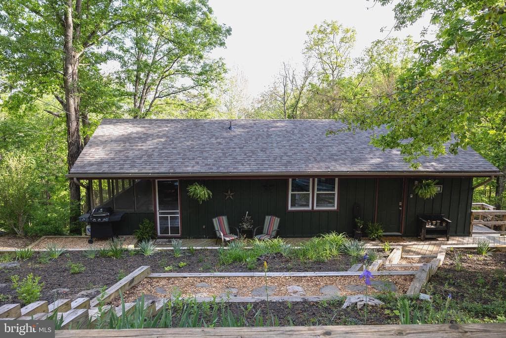 187 Mountain View Drive photo 1